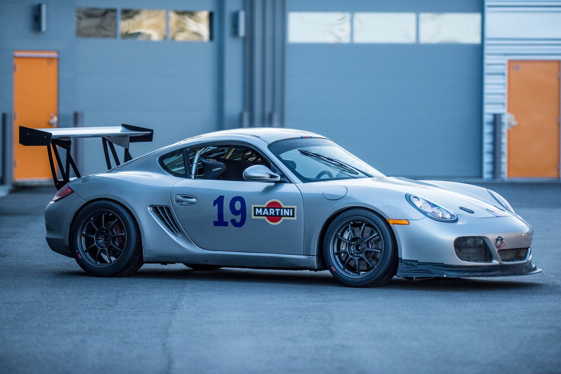 Hit The Track In This Racing Spec 09 Porsche Cayman