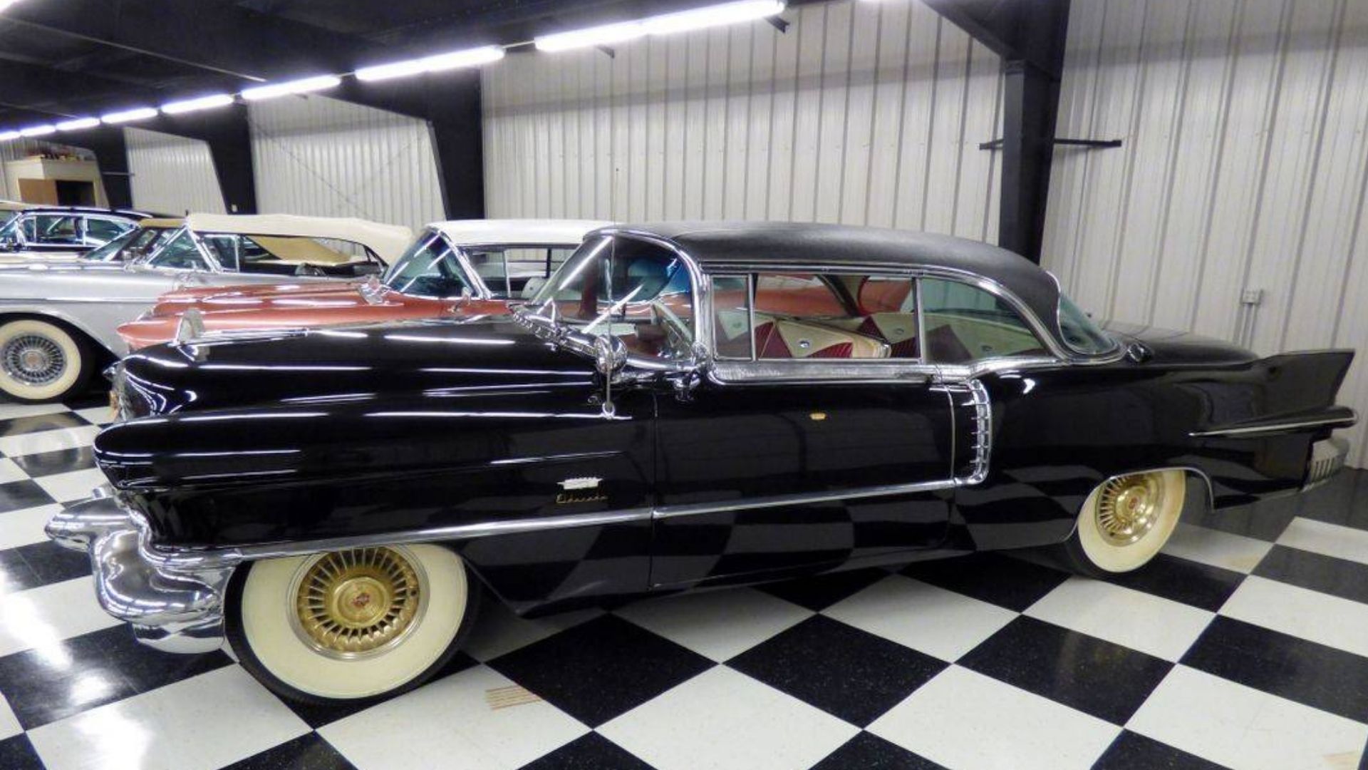 biggest-cadillac-collection-in-us-now-open-to-the-public