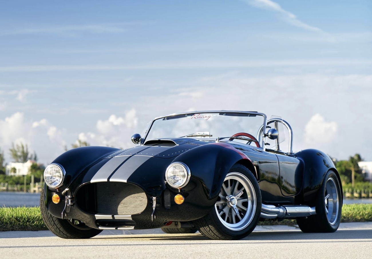 Shelby Cobra 2021 Purple