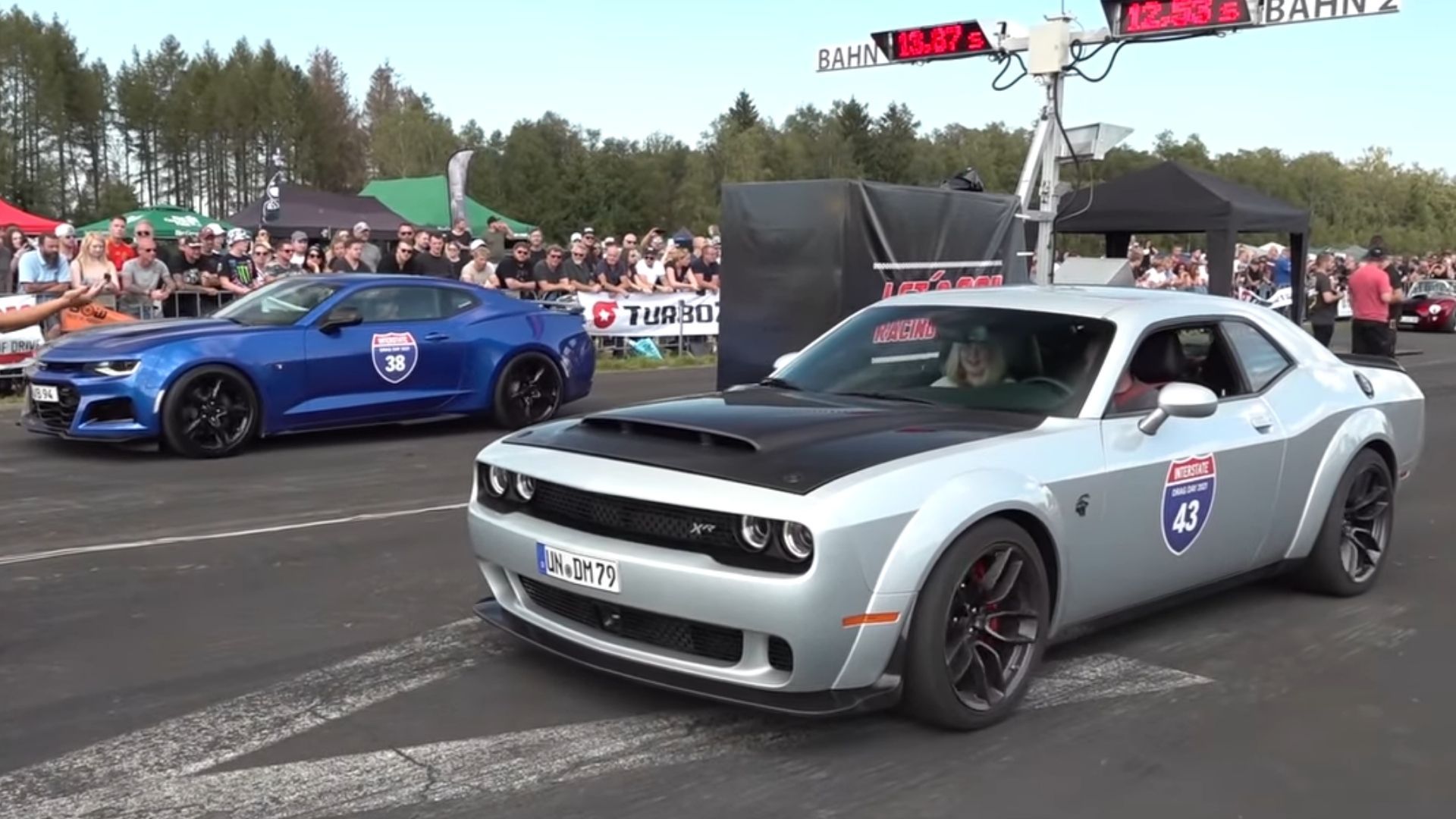 Dodge Hellcat XR Widebody Races Camaro ZL1