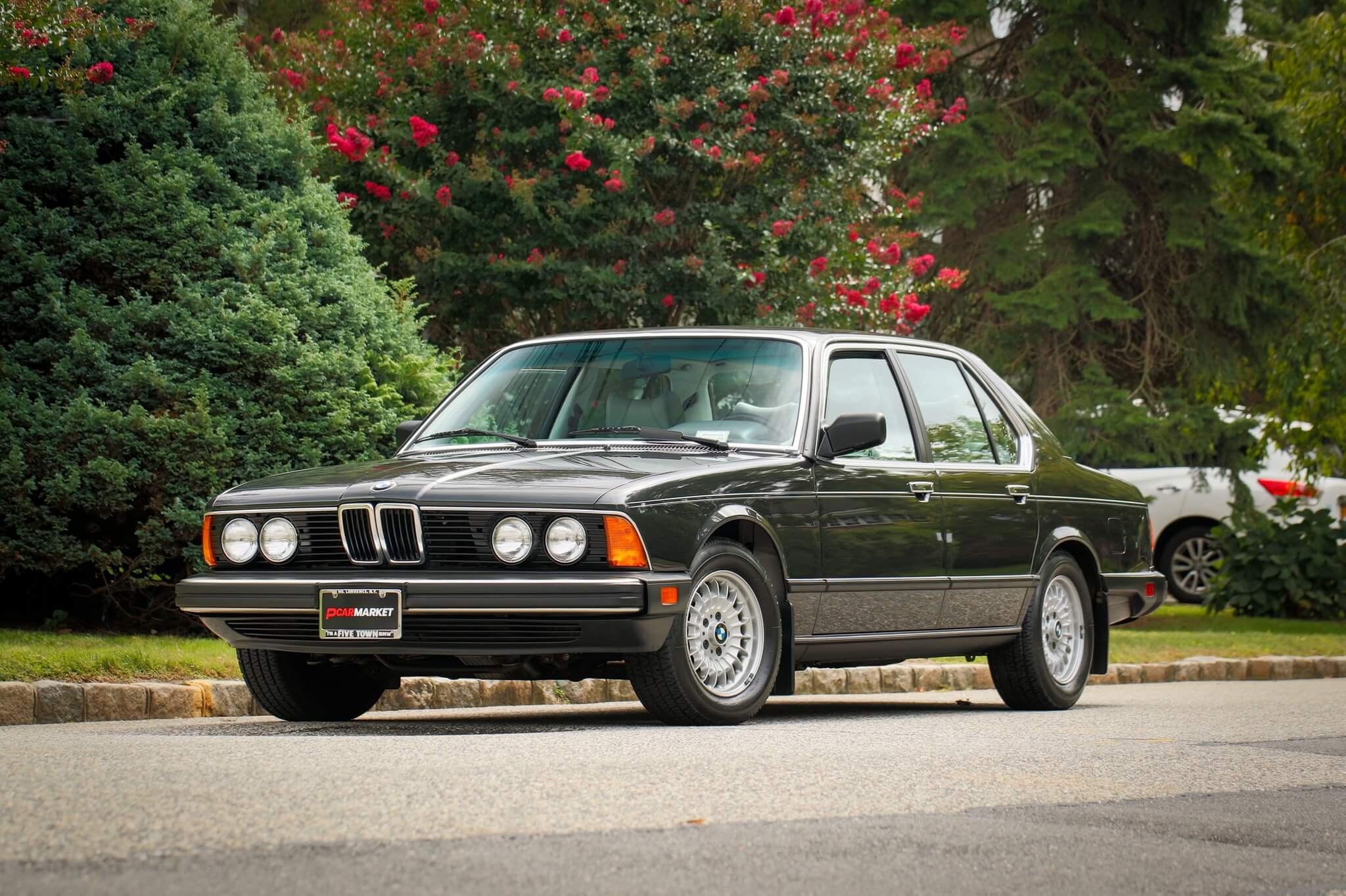 One-Owner 1987 BMW E23 L7 Is A Gem From The 1980s