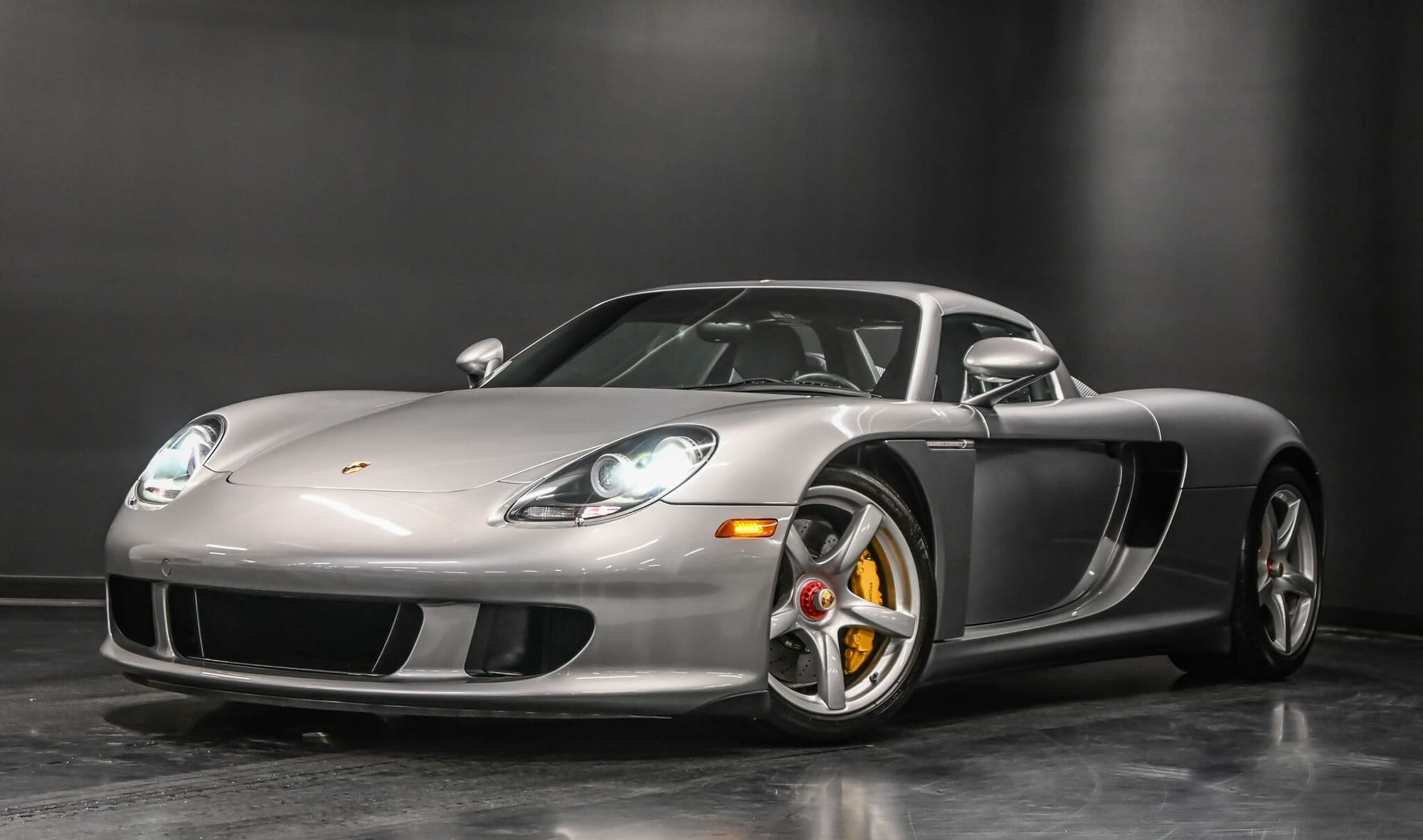 PcarMarket is Selling A Top-Spec 2023 Porsche 718 Cayman GT4 Weissach In  Rare Paint-To-Sample Stone Gray