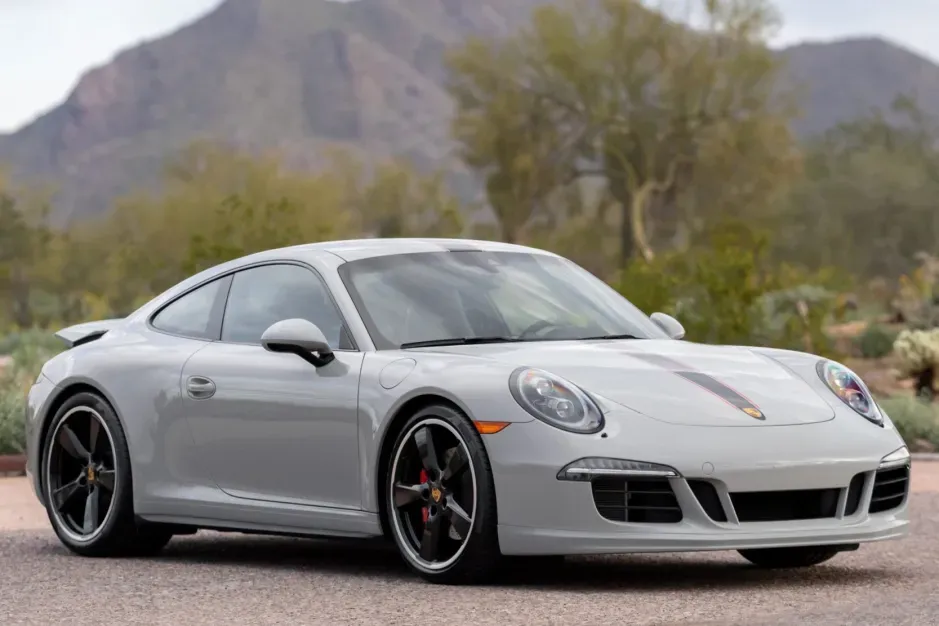 1,500-mile 2016 Porsche 911 Carrera Gts Rennsport