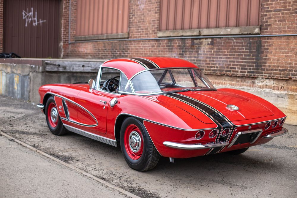 corvette with big wheels