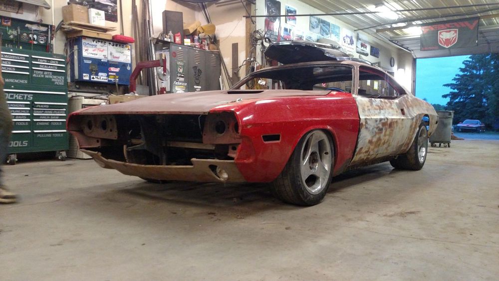 SEMA-Bound 1970 Dodge Challenger Boasts Hellcat Power And Viper Chassis