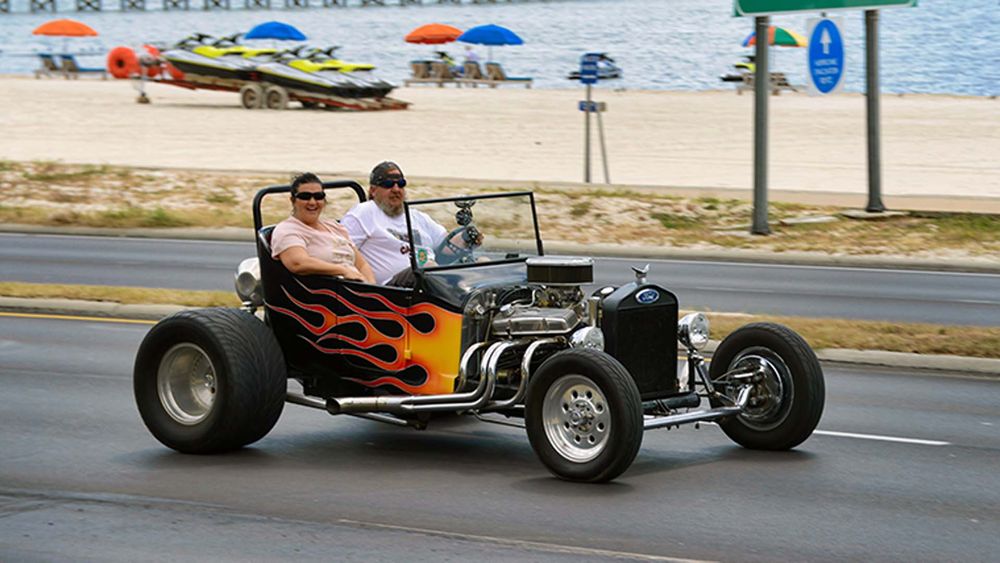 Vicari Auction's Cruisin' The Coast Is A Supersized Classic Car Event