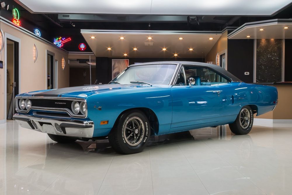 1970 Plymouth Road Runner | Overview, Specs, Performance, OEM Data