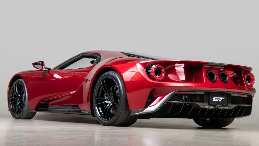 Lead Designer Lists His 2017 Ford GT For Sale