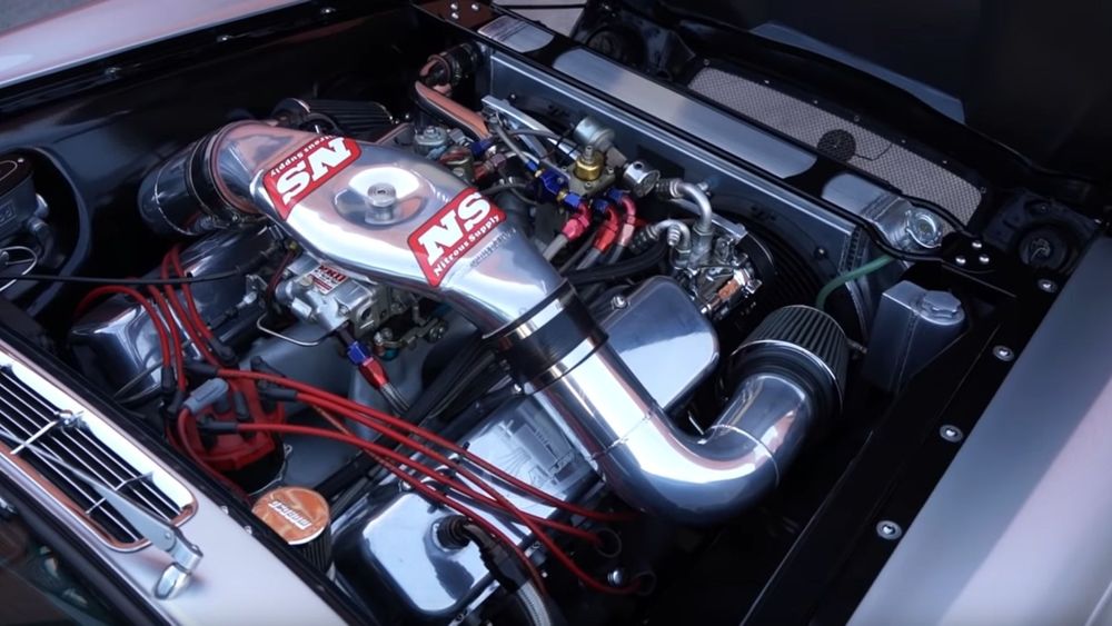 1970 Jaguar XJ6 Packs A Big Block V8