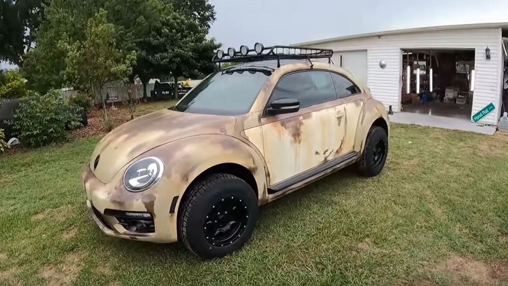 Off-Road Volkswagen Beetle Rocks