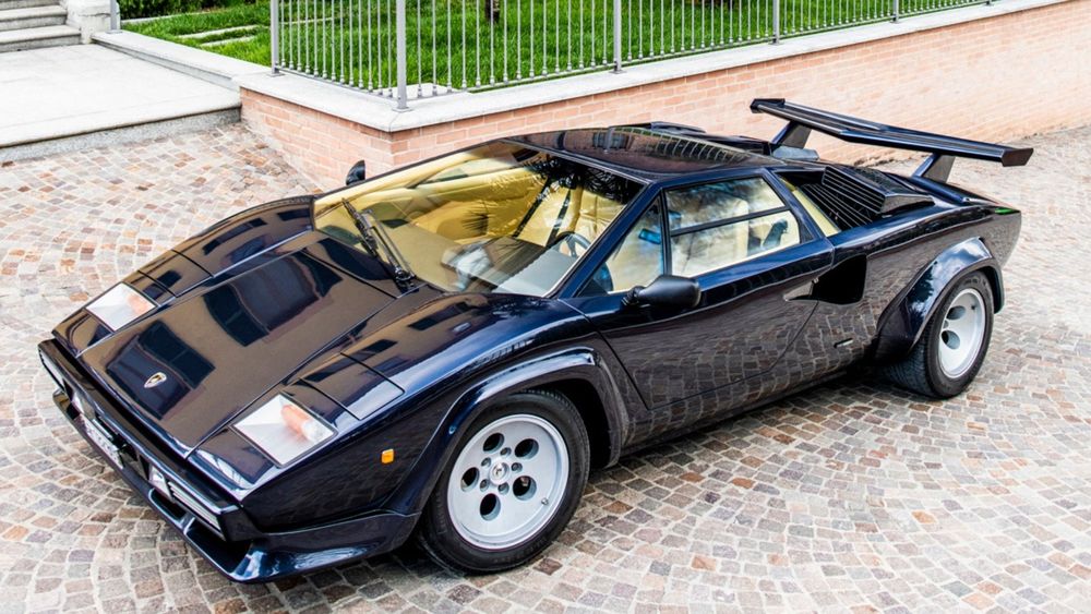 Lamborghini Countach lp5000 s