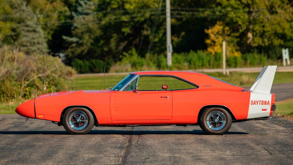 Dodge Daytona In Rare Color Combination Leads The Pack