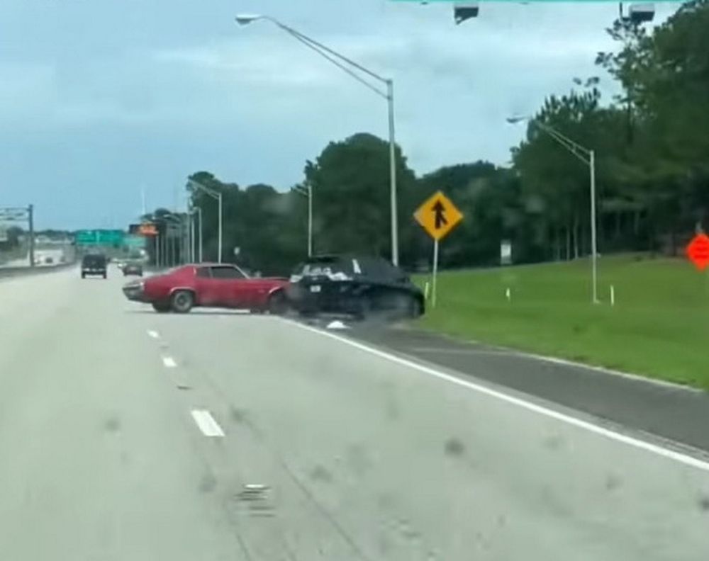 Chevelle Flips Minivan On The Highway