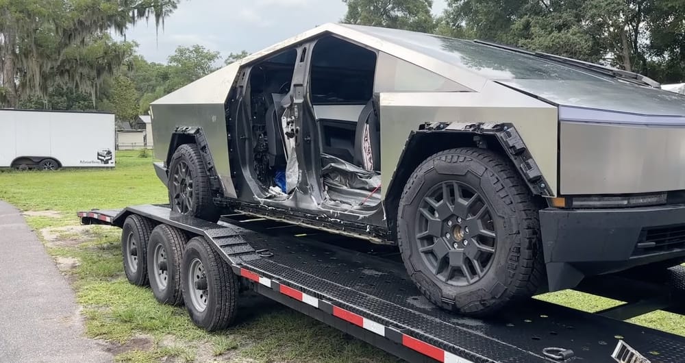 First Totaled Tesla Cybertruck Faces Uphill Battle