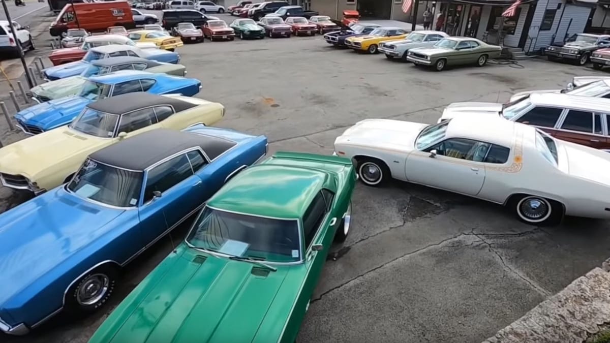 small-tennessee-dealer-shows-off-impressive-classic-muscle-cars