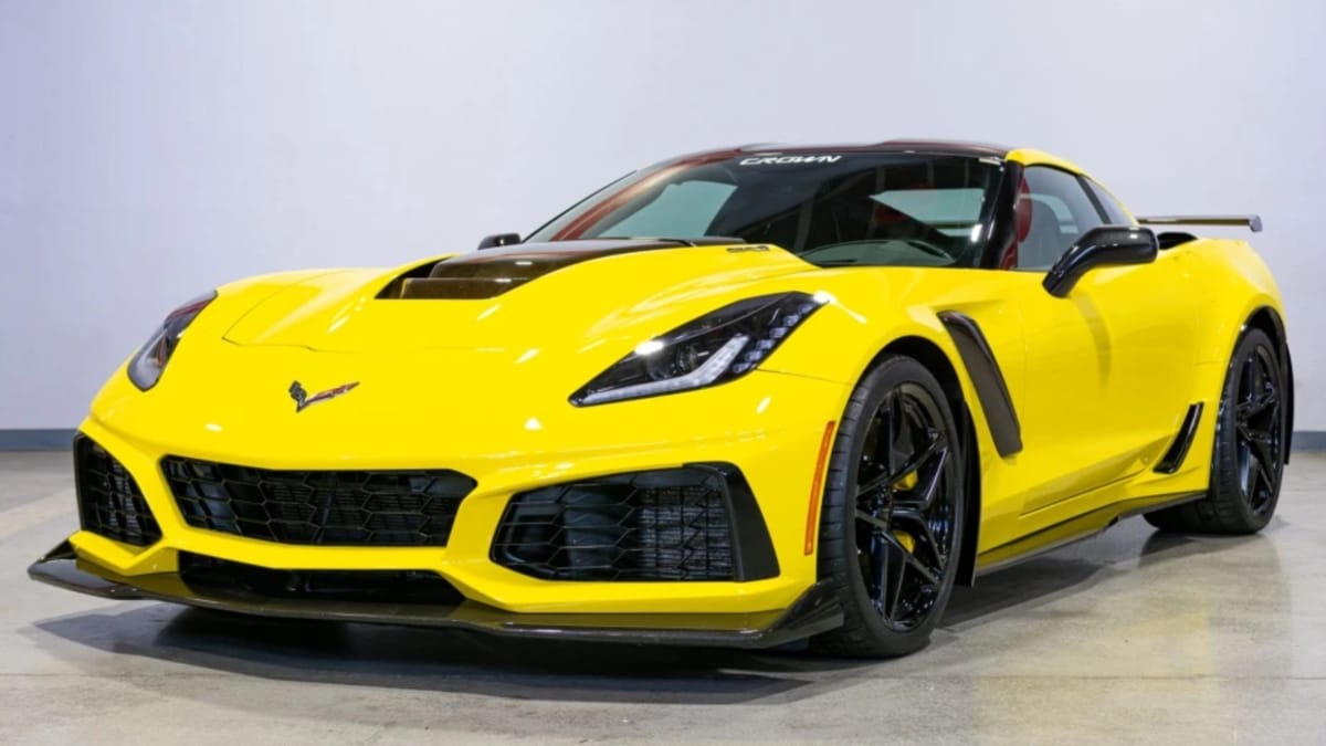 2019 Corvette ZR1 Wanders Into Supercar Territory