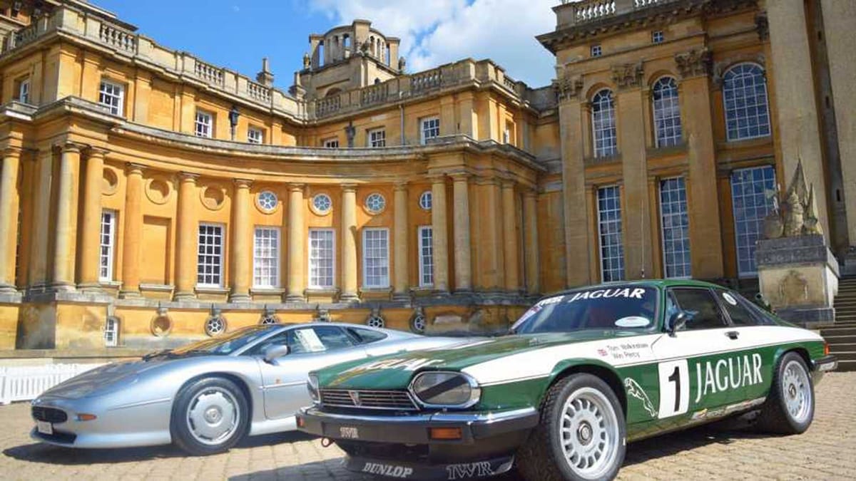 1000 Jaguar Classic Cars Gather At The Poshest House In England