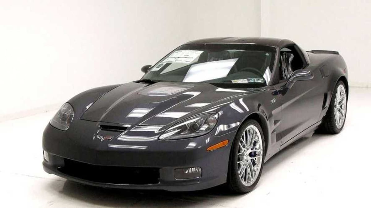 2009 Chevy Corvette Zr1 Comes In Mint Condition