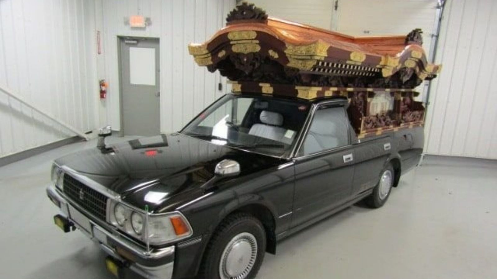 Final Ride: 1990 Toyota Crown Hearse