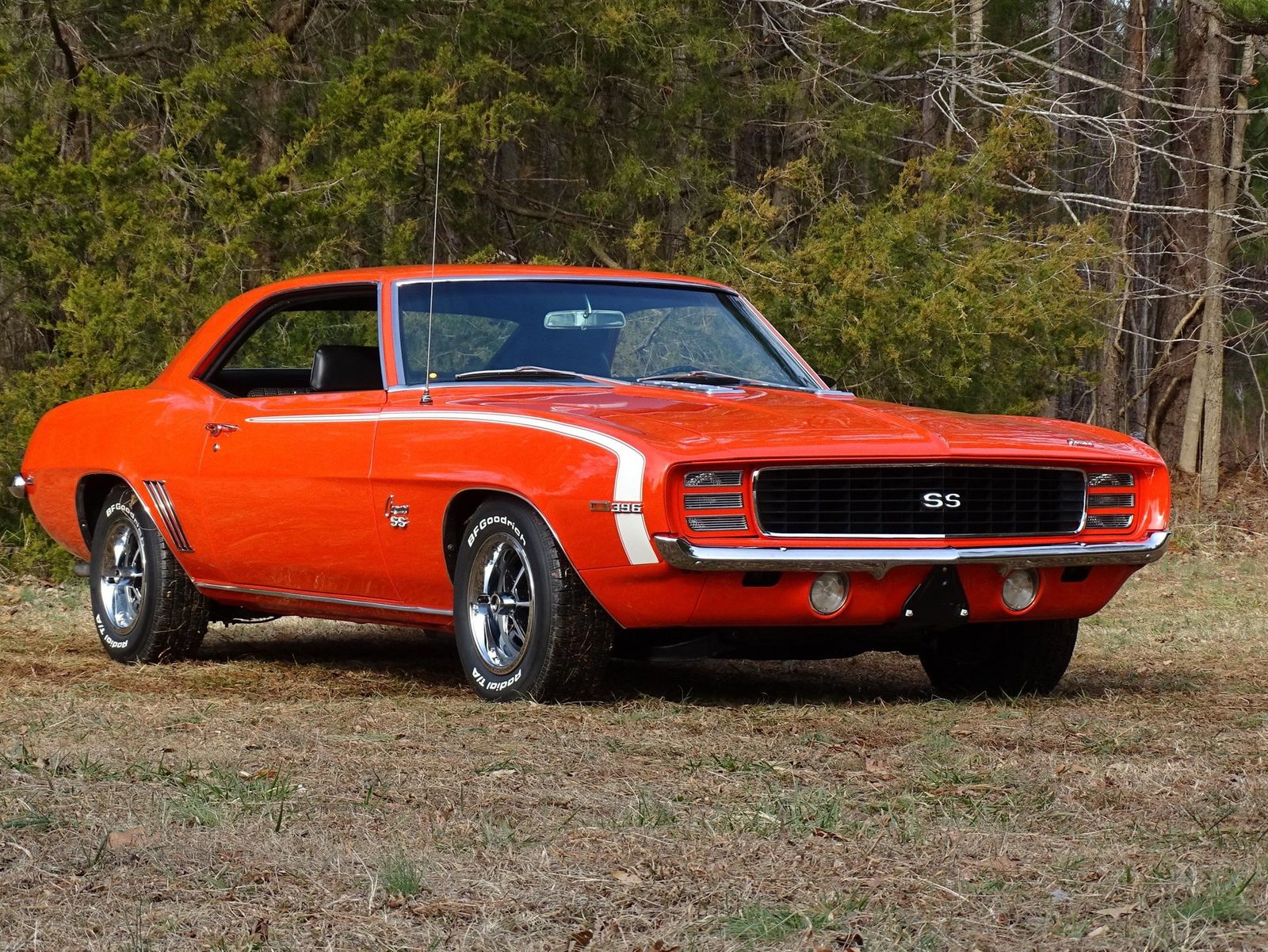 1969 Camaro SS Shows Off Bold Looks At Auction