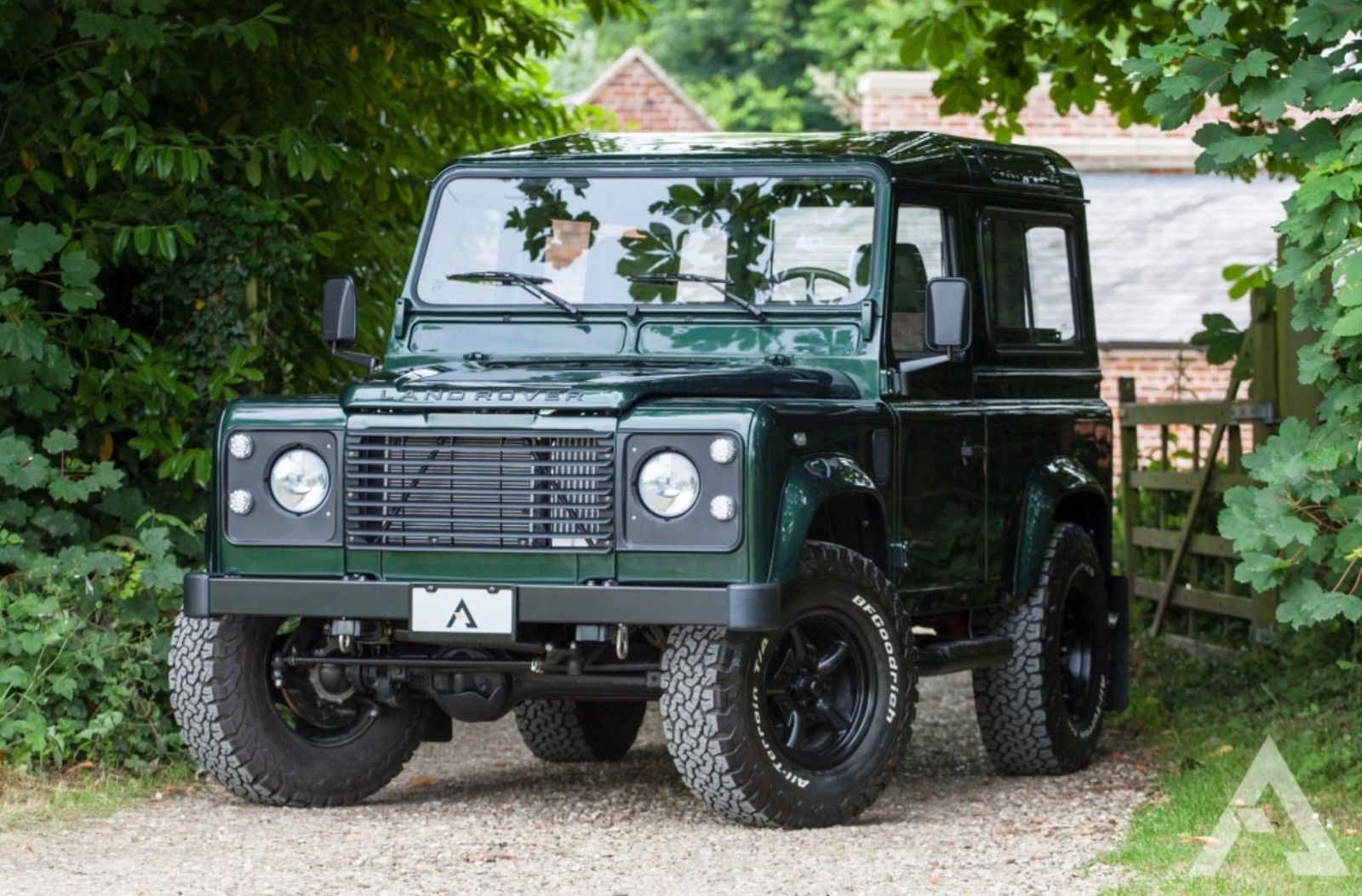 1993 Land Rover Defender 90 Is A Performance Luxury SUV