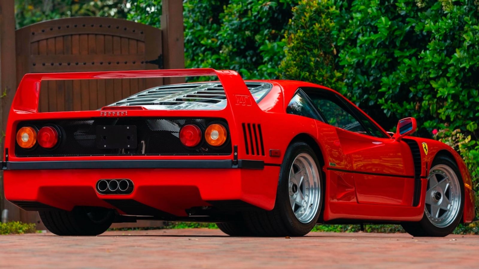 Mecum Glendale Features a Classic Ferrari F40