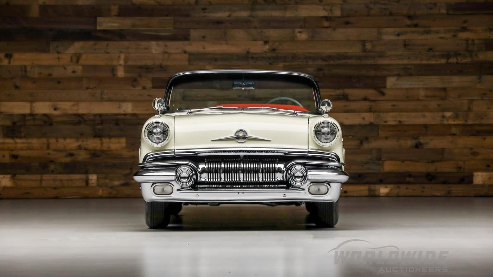 Worldwide Auctioneers Is Selling This Rare 1957 Pontiac Bonnevile ...