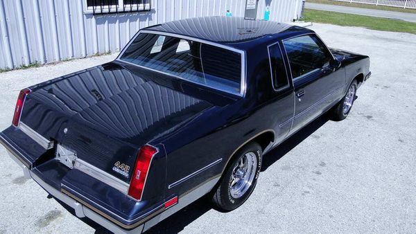 Relive The End Of An Era In This 1987 Oldsmobile 442 Survivor