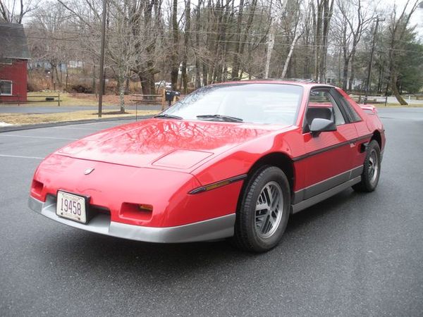 Bring All The Nostalgia In A 1985 Pontiac Fiero GT