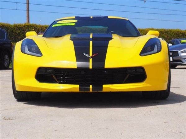 Now's The Time To Grab A Hertz Corvette Or Camaro Performance Model