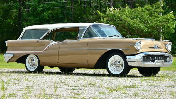 Oldsmobile fiesta wagon 1957