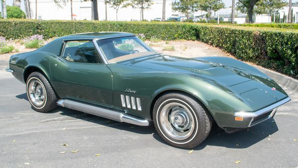 Restored 1969 Chevrolet Corvette Looks Great With Factory Sidepipes