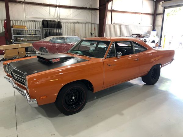 Rare 1969-1/2 Plymouth Road Runner 440 Six-BBL A12