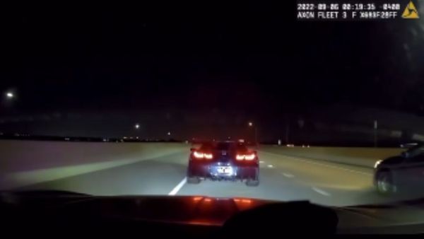 C7 Corvette Blacks Out For Police Chase