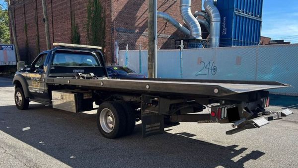 Thieves Steal Tow Trucks In DC