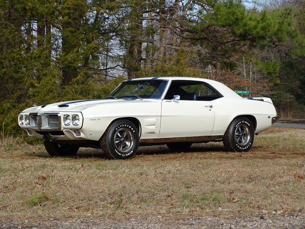 This 1969 Trans Am Is Selling At The Raleigh Classic