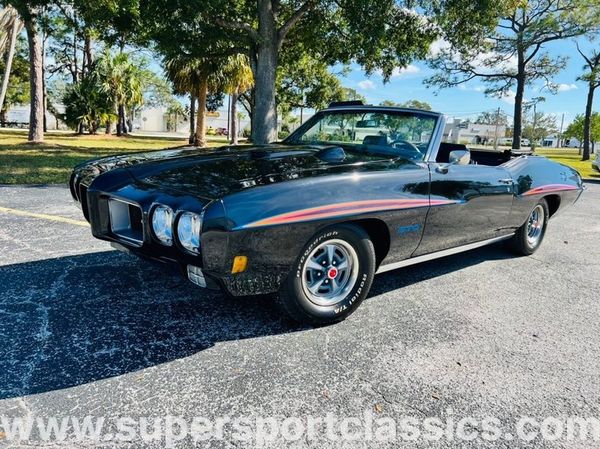 This 1970 GTO Convertible Features A 455 V-8 and Air